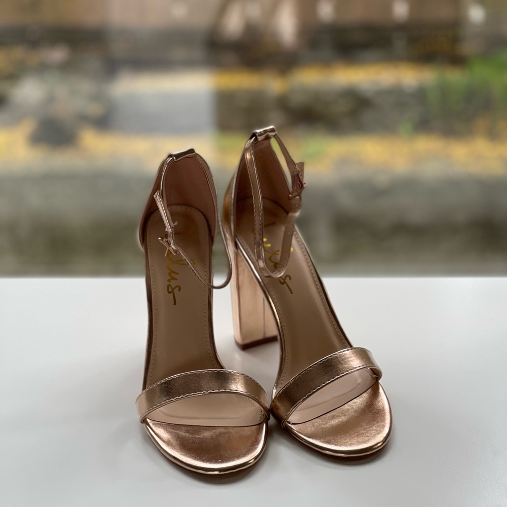 Lulu’s Rose Gold Heels